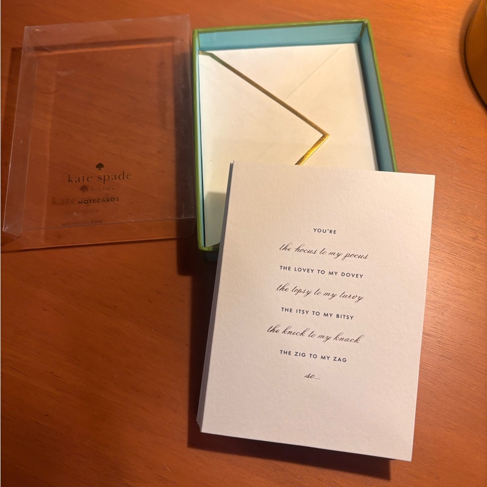 Kate Spade White and Gold Notecards Set